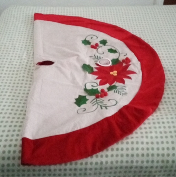 Xmas tree skirt - Picture 4 of 8